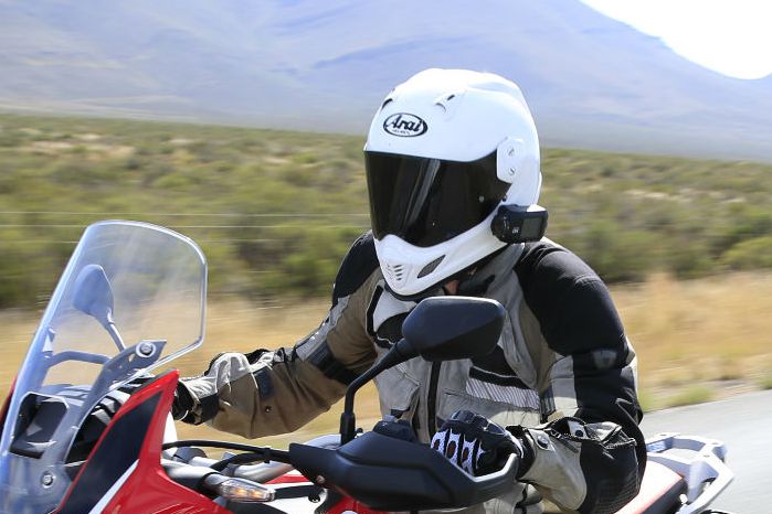 Watch: police officer pulls gun on motorcyclist